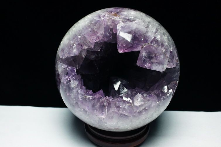 7.9Kg アメジスト笑口 丸玉 205mm [T602-1730]