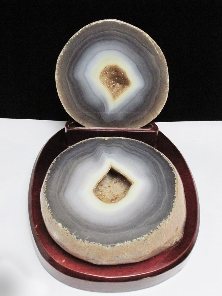 1.7Kg ペア水晶トレジャーメノウ[T605-3199] 1枚目