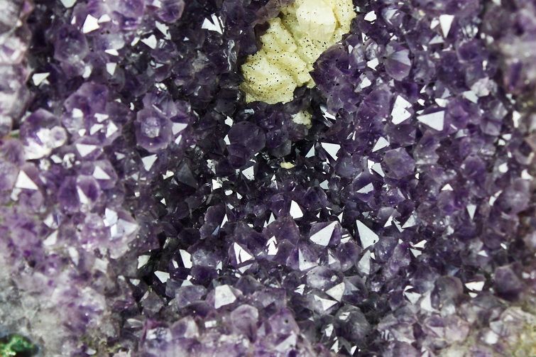 24.8Kg ブラジル産 アメジストドーム カルサイト共生 台座付き同梱不可