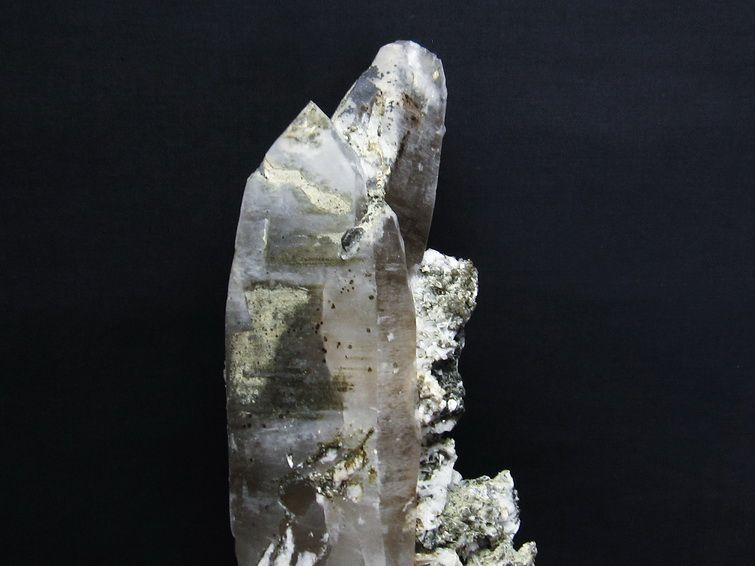 3.3Kg 雲母入り ヒマラヤ水晶 原石[T704-1056] 2枚目