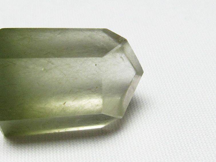 緑ルチル水晶 六角柱[T720-423] 2枚目