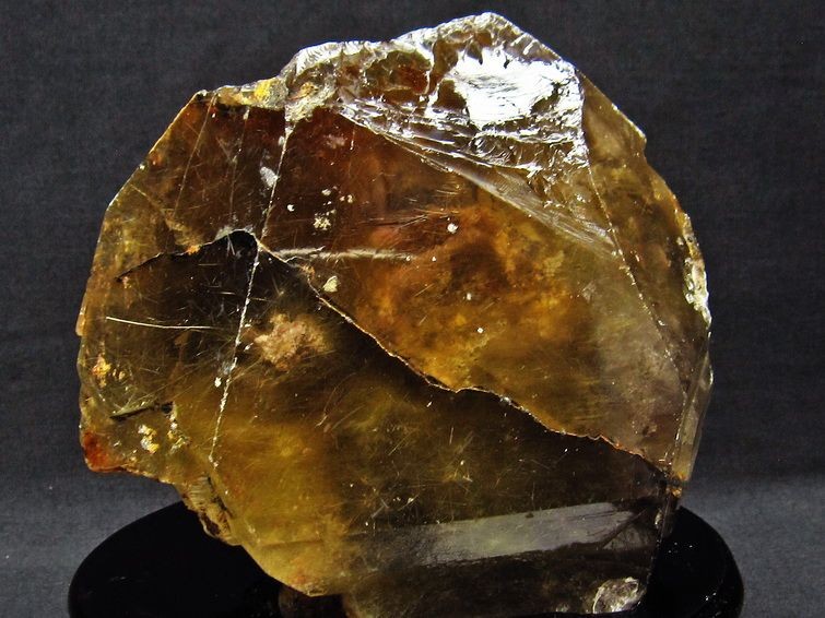 1.3Kg 金針ルチル水晶 原石[T725-1820]