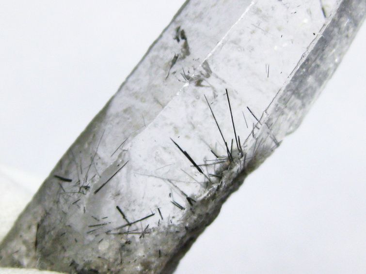 ブラックルチルクォーツ 原石[T768-2803] 2枚目