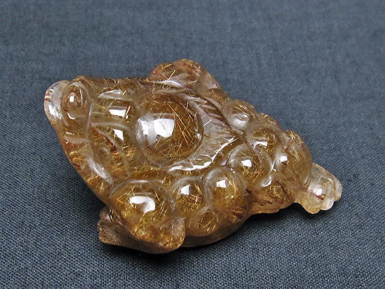 ルチルクォーツ（金針ルチル水晶） 金蟾 置物[T801-443] 3枚目