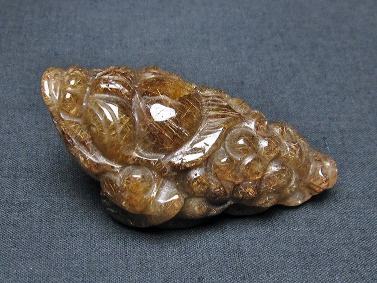 ルチルクォーツ（金針ルチル水晶） 金蟾 置物[T801-446] 3枚目