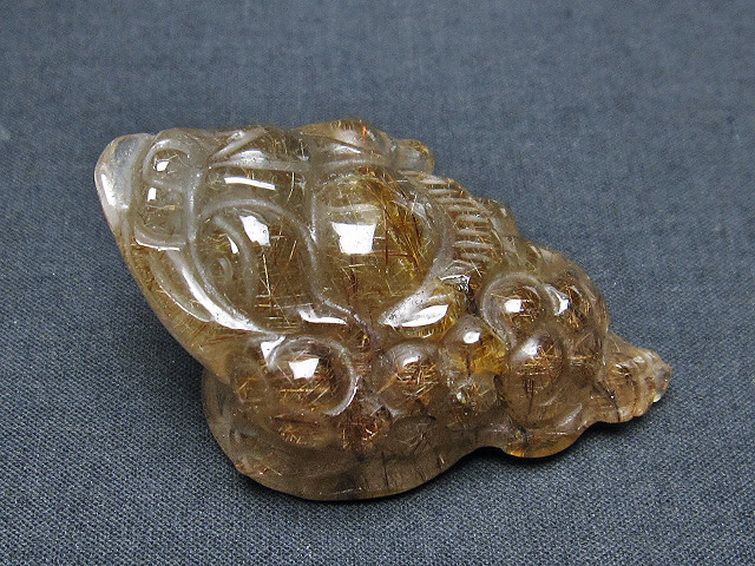 ルチルクォーツ（金針ルチル水晶） 金蟾 置物[T801-451] 3枚目