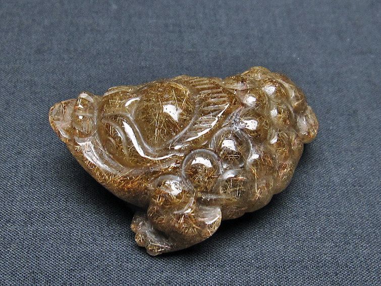 ルチルクォーツ（金針ルチル水晶） 金蟾 置物[T801-469] 3枚目