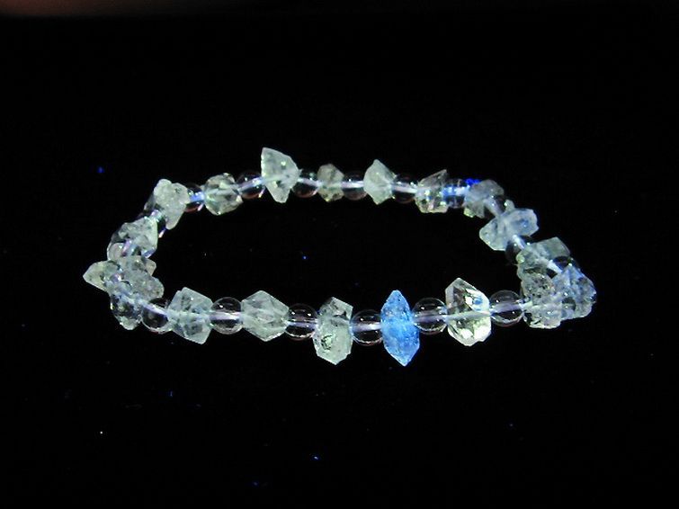 オイルインクォーツ （石油入り 水晶） ブレスレット パキスタン産 [T99-5171] 1枚目