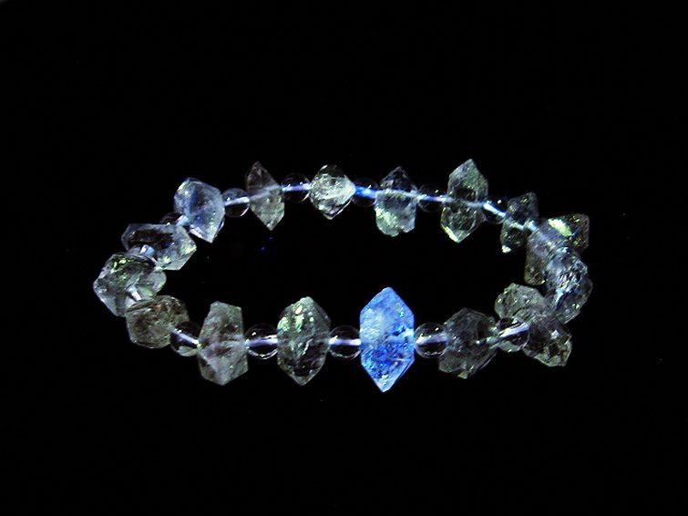 オイルインクォーツ （石油入り 水晶） ブレスレット パキスタン産 [T99-5612] 1枚目