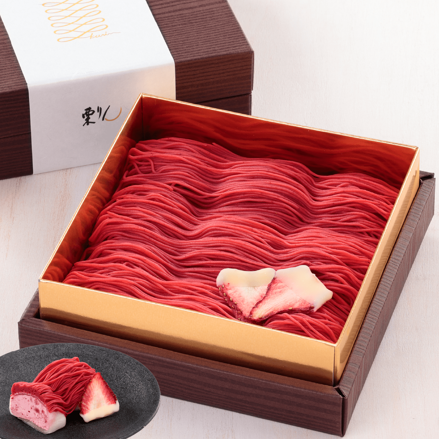  Mother's Day sweets card selection possible Montblanc gift present Japanese confectionery large . chestnut rin . thousand book@( strawberry ) sweets large luck hand earth production freezing delivery 