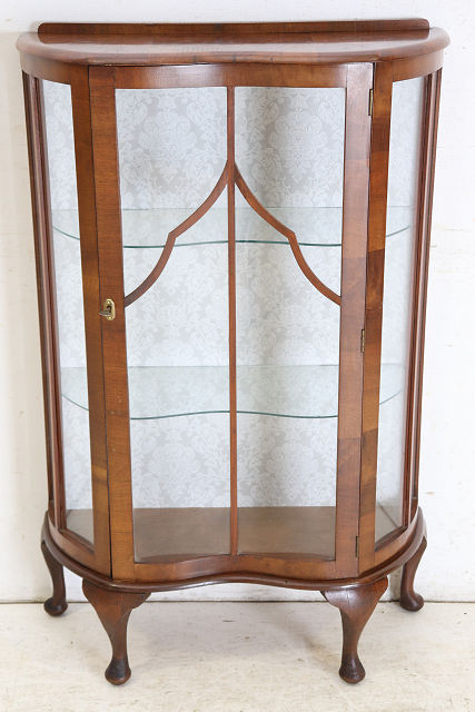 ce-26 1960 period England made Vintage walnut small size glass cabinet display shelf cabinet 