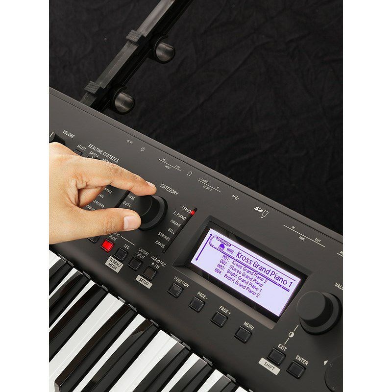 KORG KROSS2 61 MB(Super Matte Black)