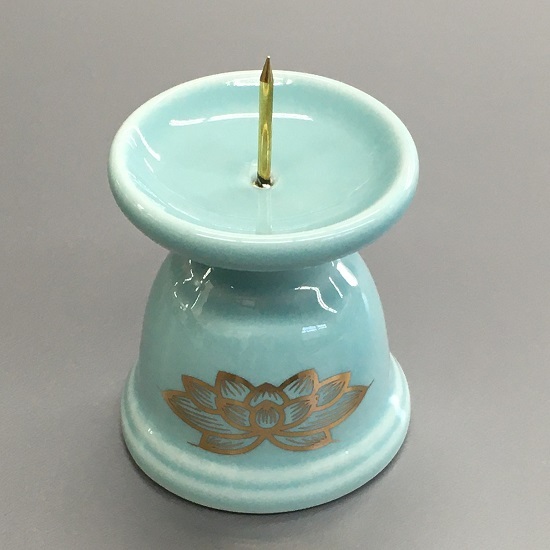  ceramics made low sok .[ celadon on gold is sdaruma]