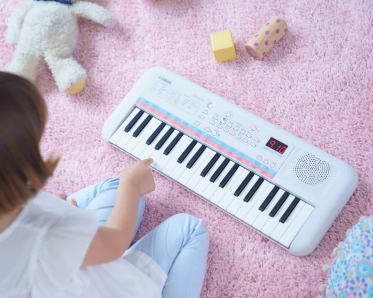 YAMAHA Yamaha PSS-E30 Remie(remi.) 37 клавиатура Kids ребенок подарок музыкальные инструменты 