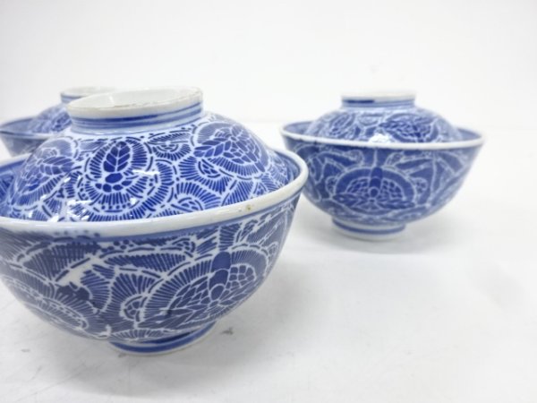 ys7178639; старый Imari белый фарфор с синим рисунком цветок крышка .3 покупатель .[ дорога ]