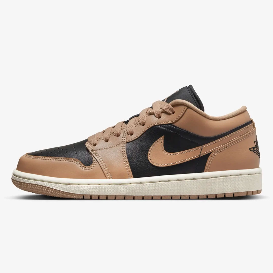 WMNS AIR JORDAN 1 LOW "DESERT" DC0774-201 （デザート/セイル/ブラック）