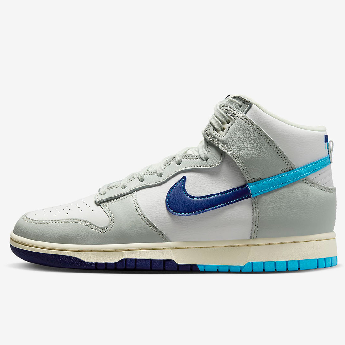 NIKE DUNK HIGH RETRO SE 