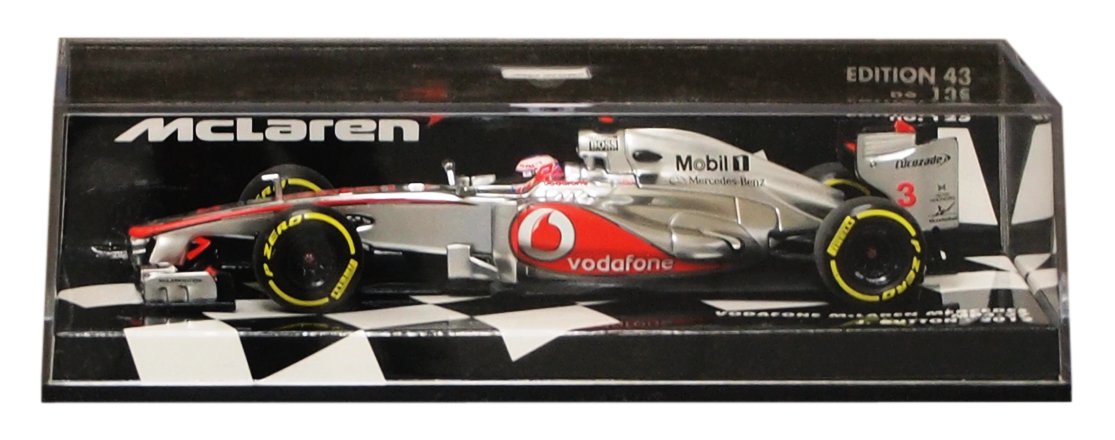 ミニチャンプス ボーダフォン マクラーレン メルセデス MP4-27 J.バトン 2012 （1/43スケール MINICHAMPS 530124303） おもちゃのミニカーの商品画像