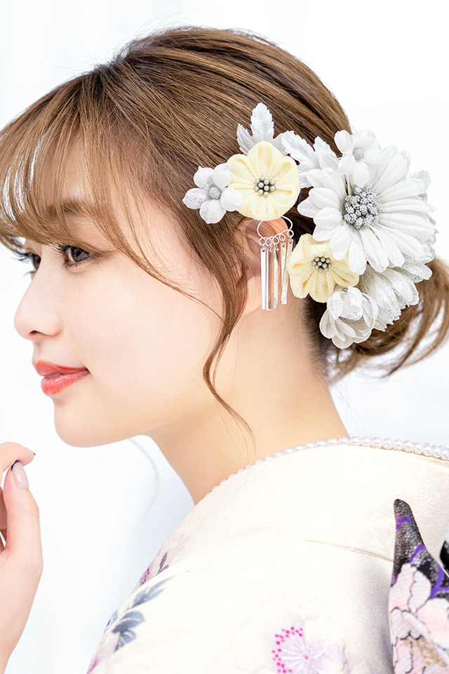 髪飾り 2点セット 銀色 シルバー 白 アイボリー 菊 桜 花 髪飾り 2点セット 銀色 シルバー 白 アイボリー 菊 桜 花