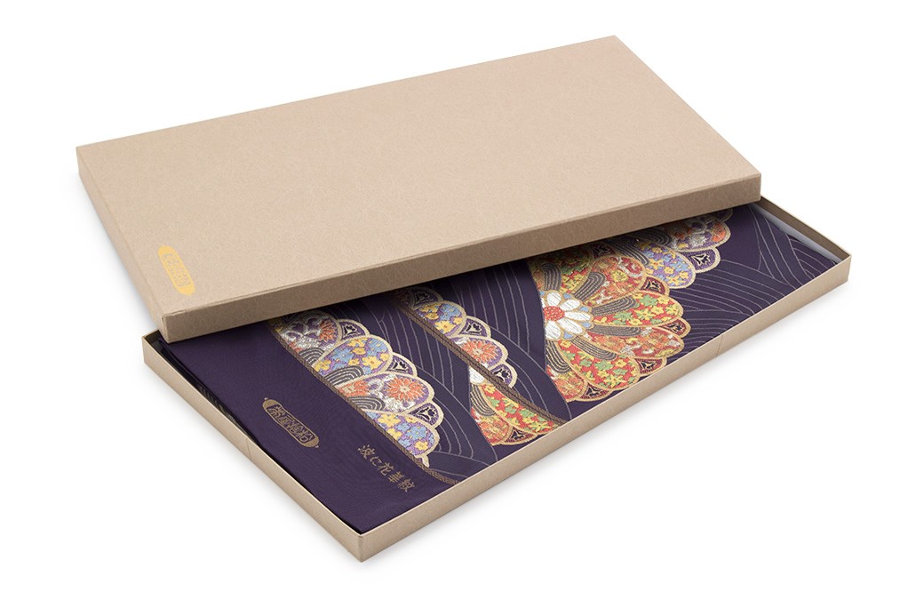 未仕立て】袋帯 正絹 訪問着 帯屋捨松謹製 深紫色 波に花華紋 菊 未仕立て】袋帯 正絹 訪問着 帯屋捨松謹製 深紫色 波に花華紋 菊