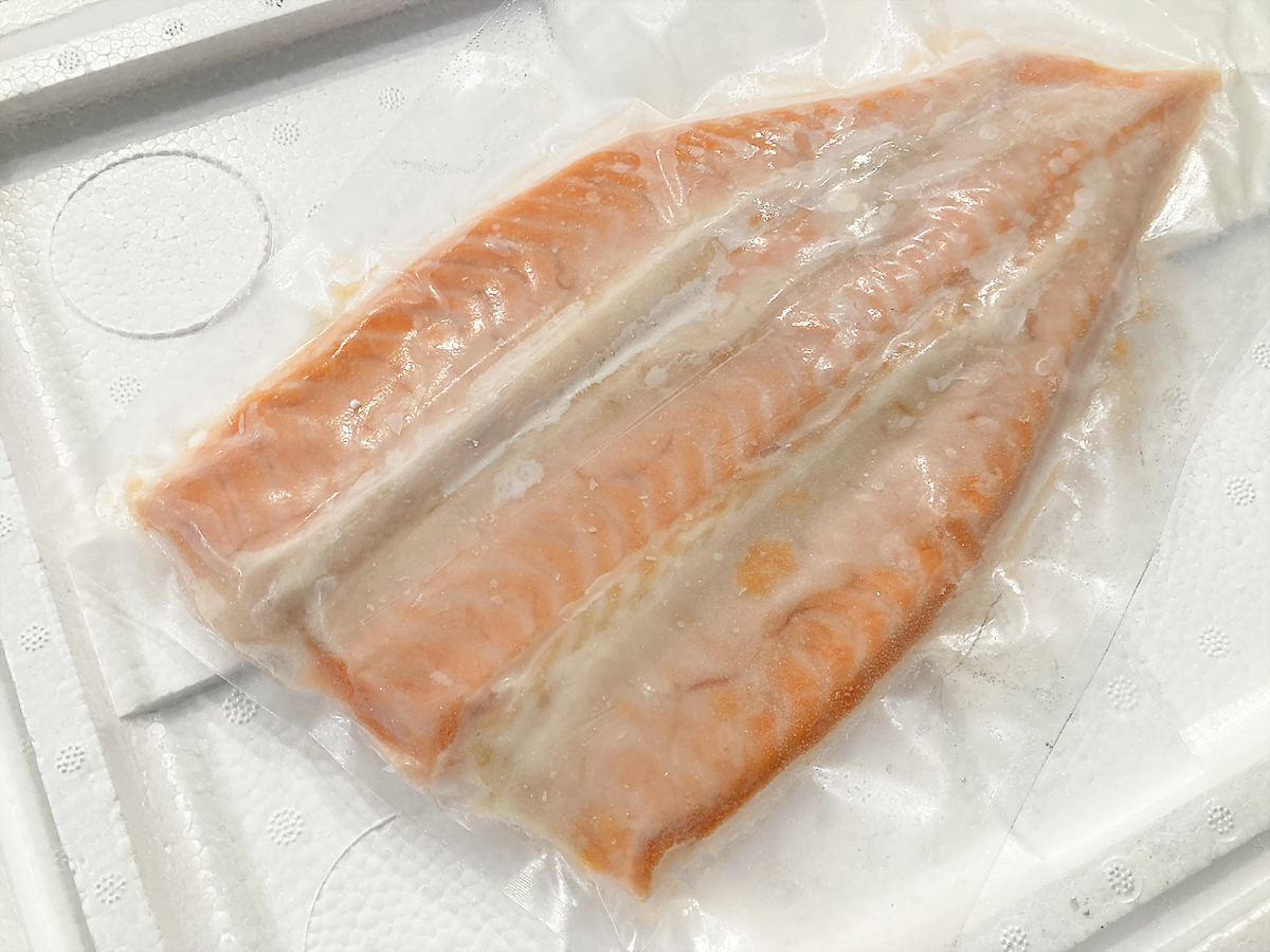  silver salmon is las sashimi for 5kg Toro salmon salmon .. salmon .... silver salmon silver .. silver keta silver salmon .... silver salmon [ water production f-z]