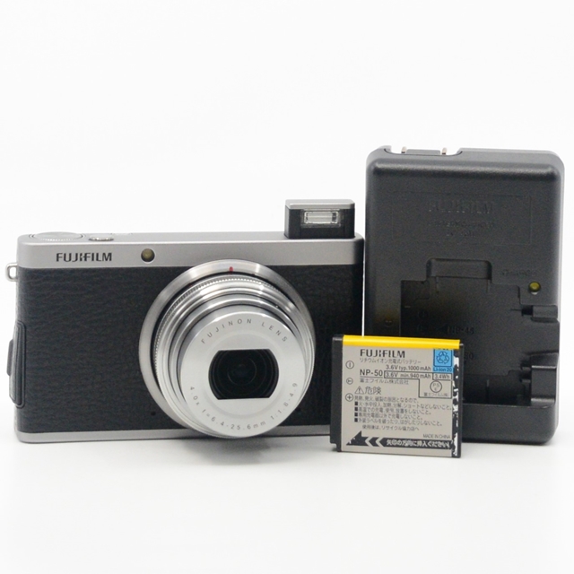 FUJIFILM XF1 （ブラック）