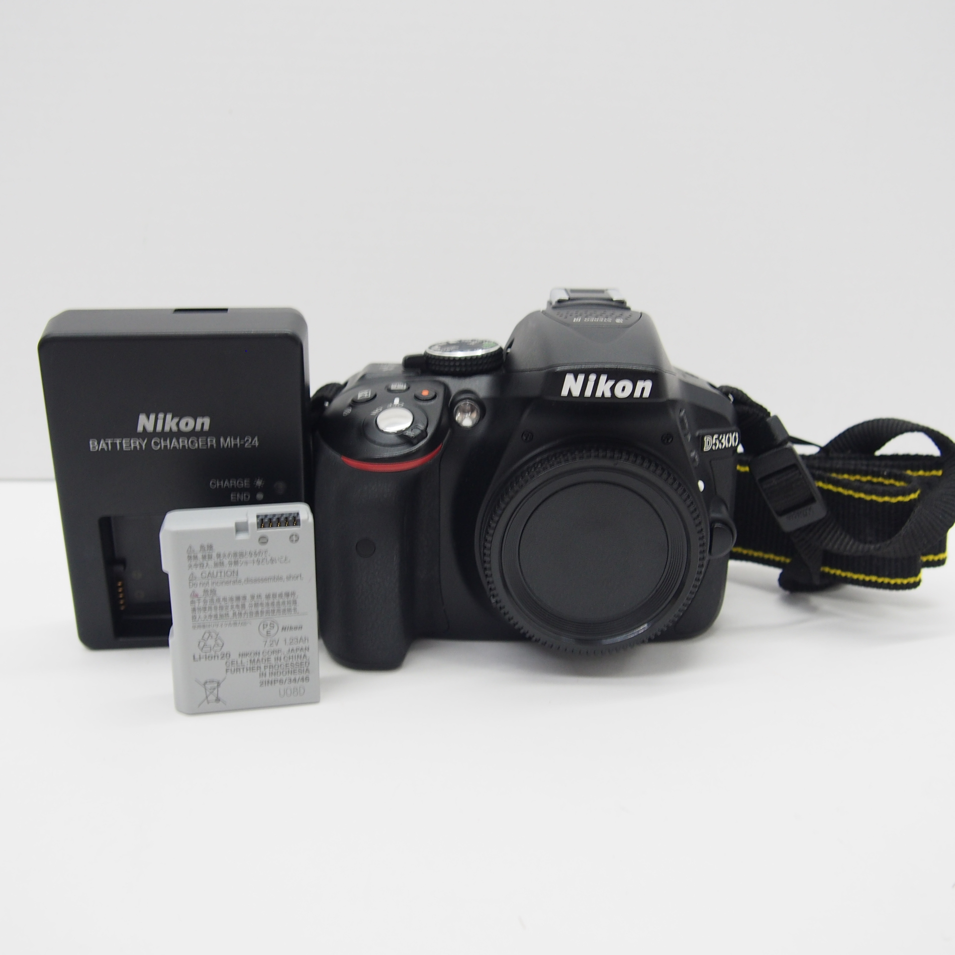キヤノン EOS 7D EF-S15-85 IS U レンズキット デジタル一眼レフ キヤノン EOS 7D EF-S15-85 IS U レンズキット デジタル一眼レフ
