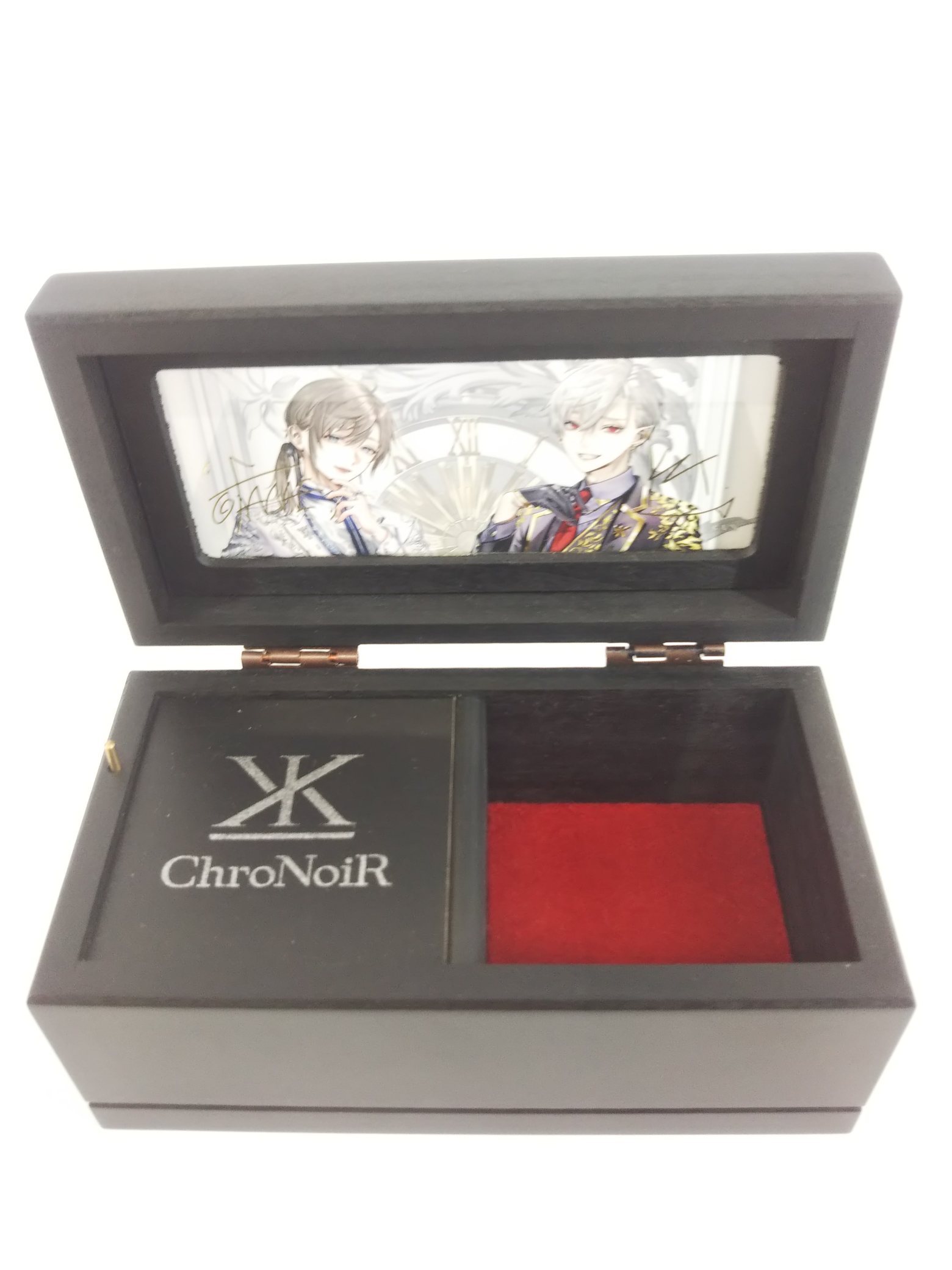 ni. san .ChroNoiR 5th ANNIVERSARY музыкальная шкатулка .. лист 