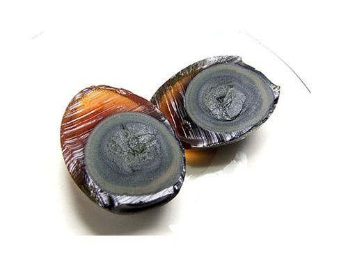 .. sale pine flower leather . century egg 6 piece entering pine flower . leather . Chinese food ingredients seasoning Chinese food popular commodity Point .. arrival according to image . changes might be.