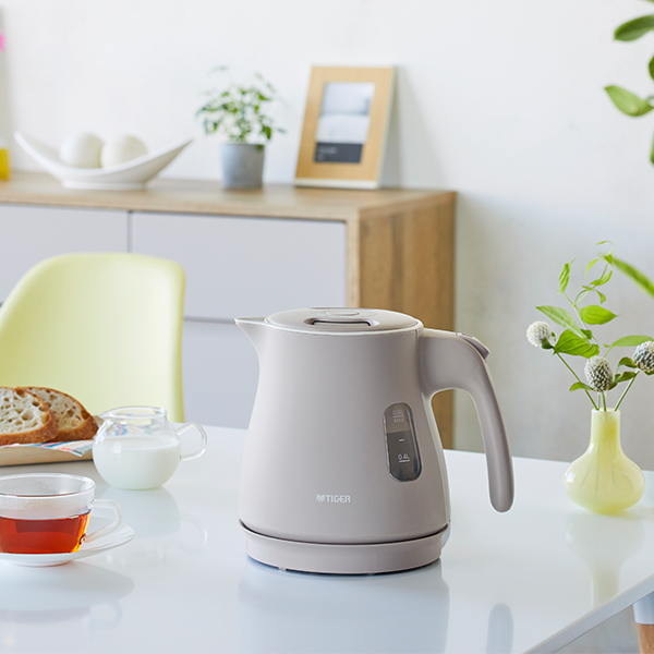  electric kettle stylish Tiger hot water dispenser 800ml PCM-A081 go in . festival new life present 