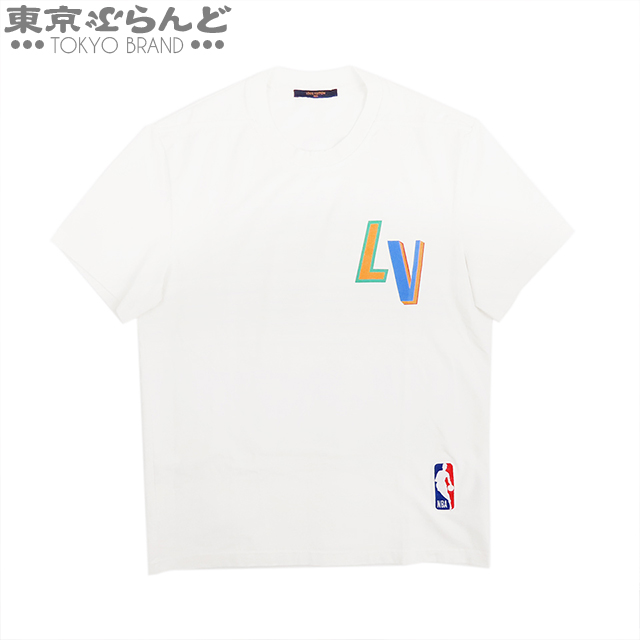 LOUIS VUITTON NBA × フロントアンドバックレタープリントTシャツ M 1A8X8R （ホワイト） メンズ半袖Tシャツ、カットソーの商品画像