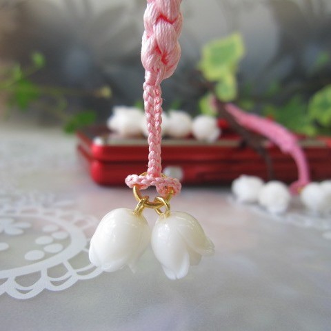  white coral rose. .... amulet silk netsuke / better fortune /. except ./ obi / peace small articles /[ gem ..]