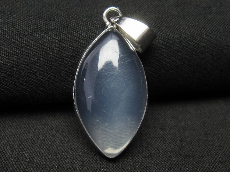 ミルキークォーツ  ペンダント 