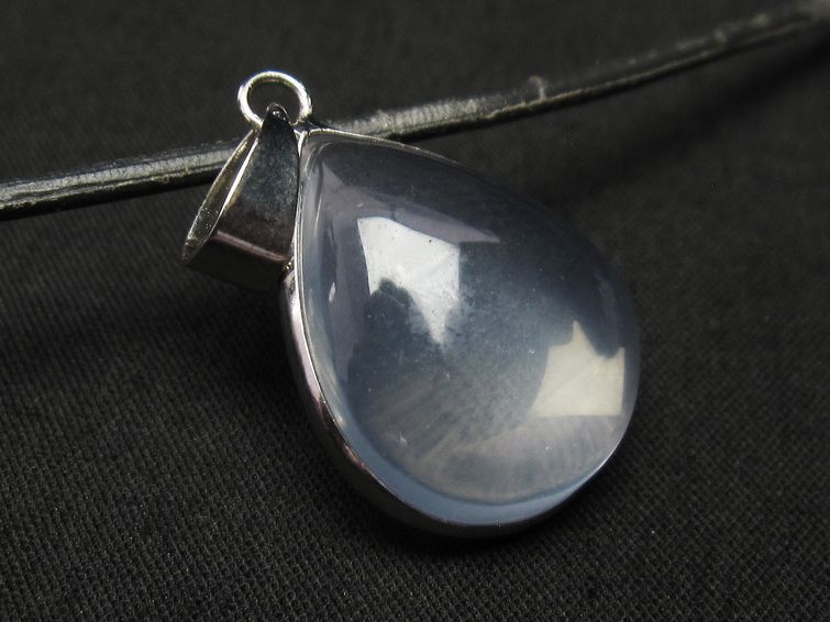 ミルキークォーツ  ペンダント 