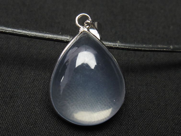ミルキークォーツ  ペンダント 