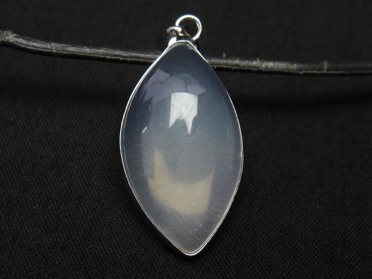 ミルキークォーツ  ペンダント 
