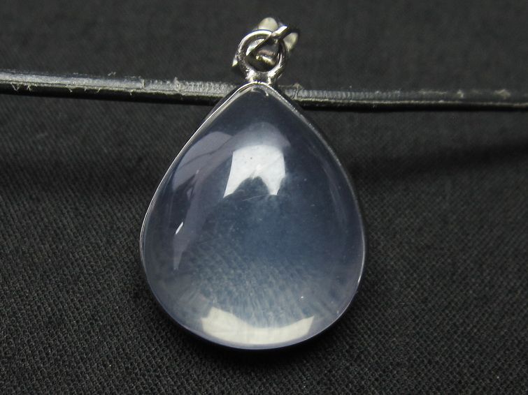 ミルキークォーツ  ペンダント 