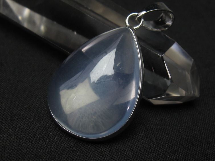 ミルキークォーツ  ペンダント 