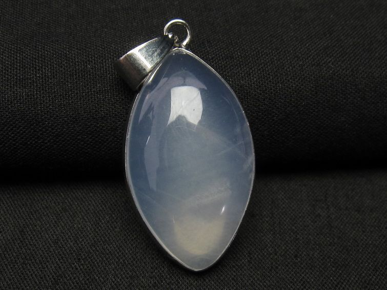 ミルキークォーツ  ペンダント 