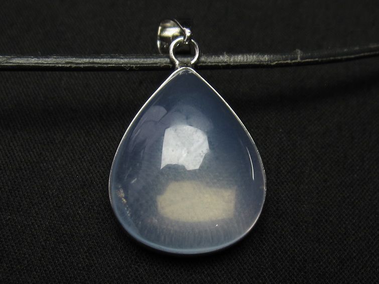 ミルキークォーツ  ペンダント 
