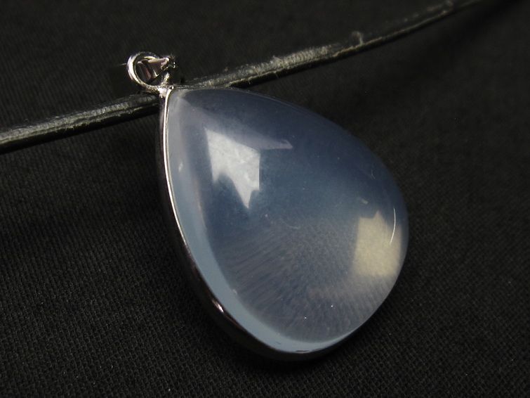 ミルキークォーツ  ペンダント 