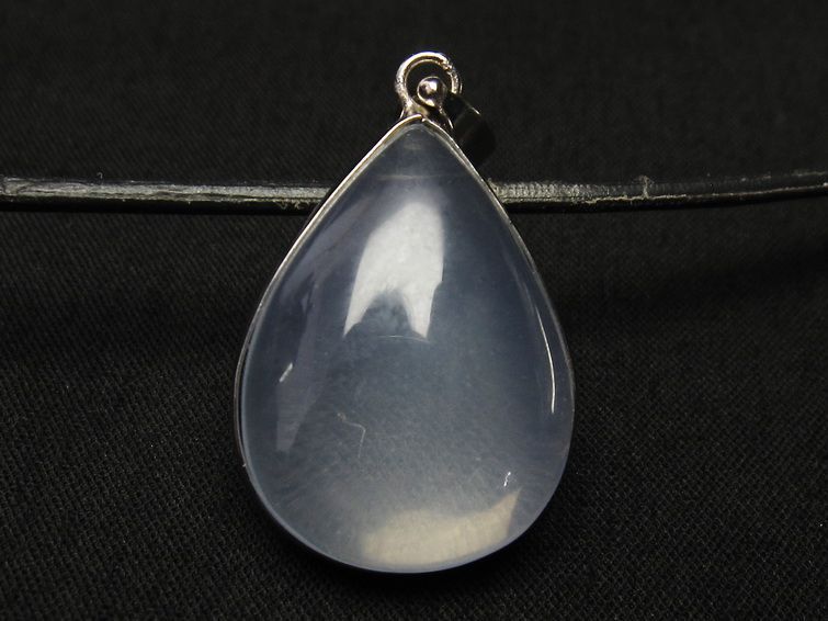 ミルキークォーツ  ペンダント 
