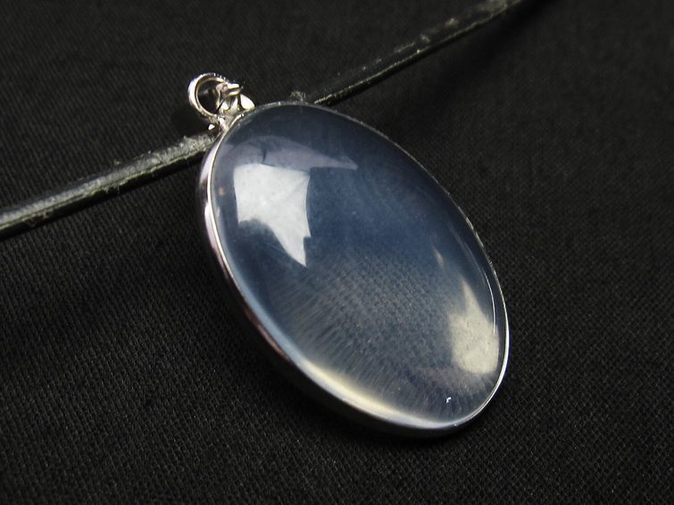 ミルキークォーツ  ペンダント 