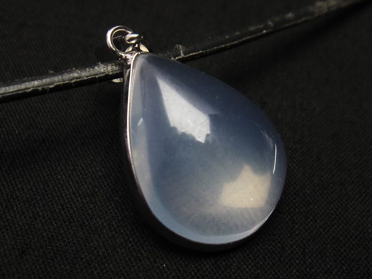 ミルキークォーツ  ペンダント 
