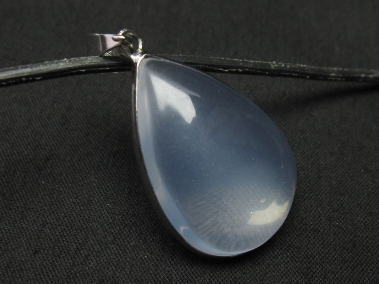 ミルキークォーツ  ペンダント 