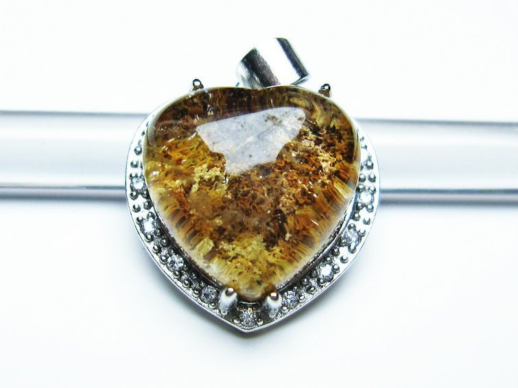 ガーデンクォーツ　ペンダント 