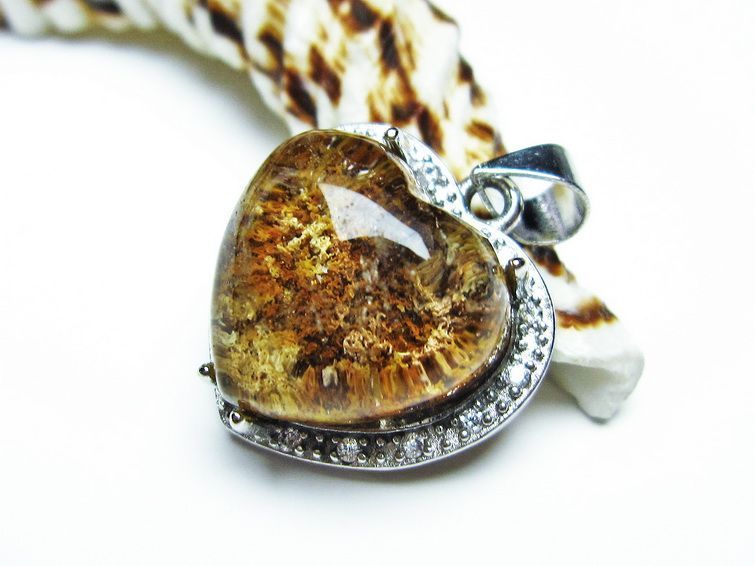 ガーデンクォーツ　ペンダント 