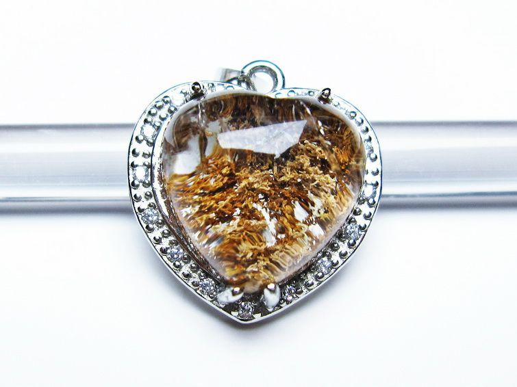 ガーデンクォーツ　ペンダント 