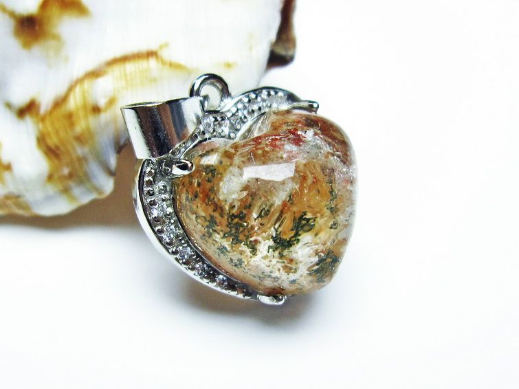 ガーデンクォーツ　ペンダント 