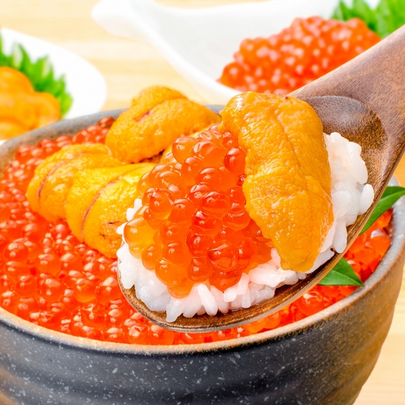  sea urchin salted salmon roe porcelain bowl set ..100g...100g raw sea urchin raw .. freezing no addition natural ( sea urchin ....)